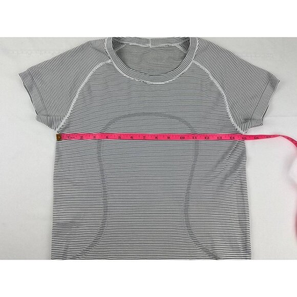 Lululemon Run Swiftly Tech SS Crew Size 6 Tempo Stripe White Black TEWL 60533 - Picture 7 of 7